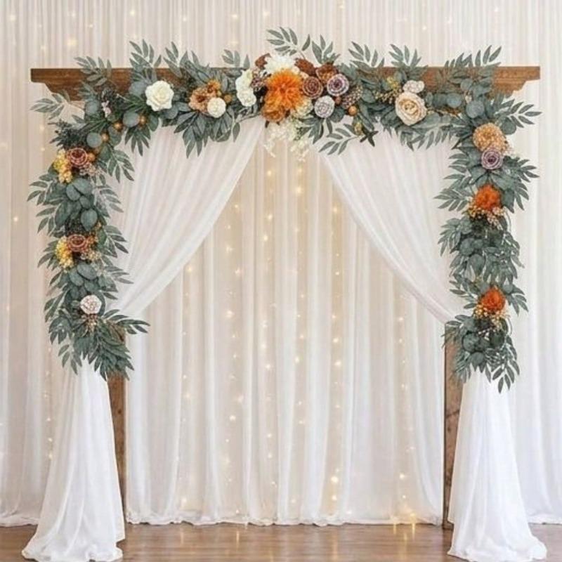 Artificial rose vines for Western-style wedding decorations, suitable for outdoor patios, holiday parties, and home décor.