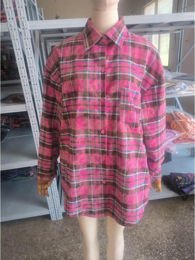 2024 Trendy European & American Cotton Plaid Shirt: Versatile, Loose-Fit, Long-Sleeve Women's Fashion for a Stylish Commute