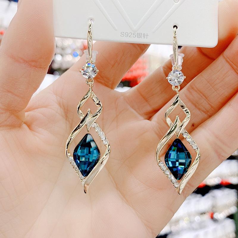 

Women s geometric diamond earrings синій