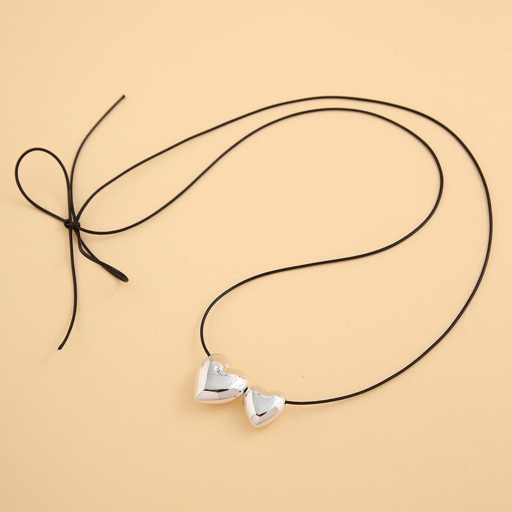 Delicate Love Necklace Adorned with Bowknot Simple Pendant Necklace Elegant Clavicular Chain Jewelry for Fashionistas