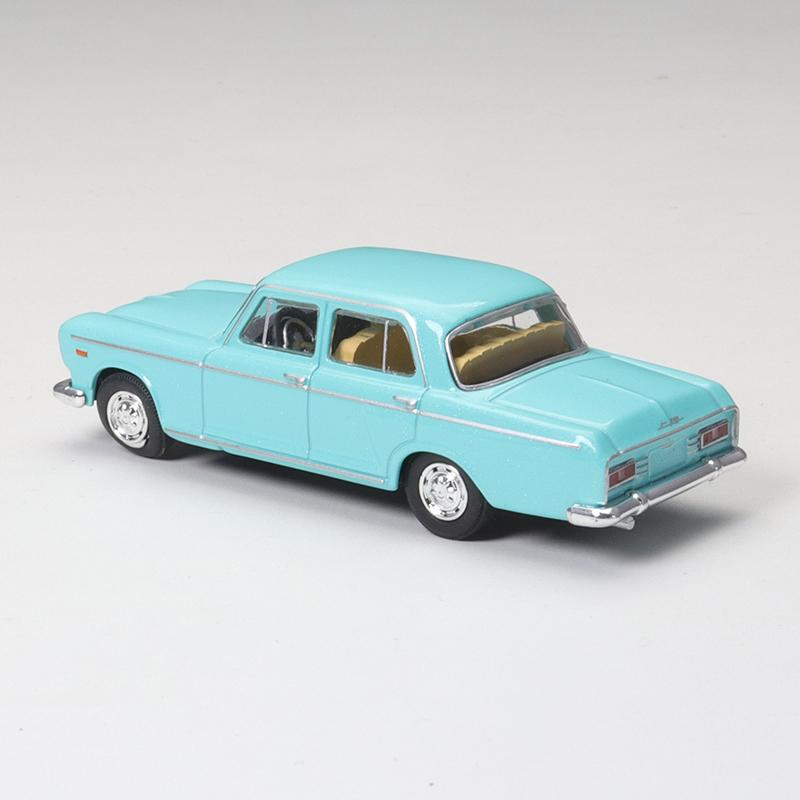 XCARTOYS 1/64 Simulation Alloy Die Cast Car Model Toys Old Shanghai SH760A Small Bus Pink Car Friends Gifts Collect Ornaments