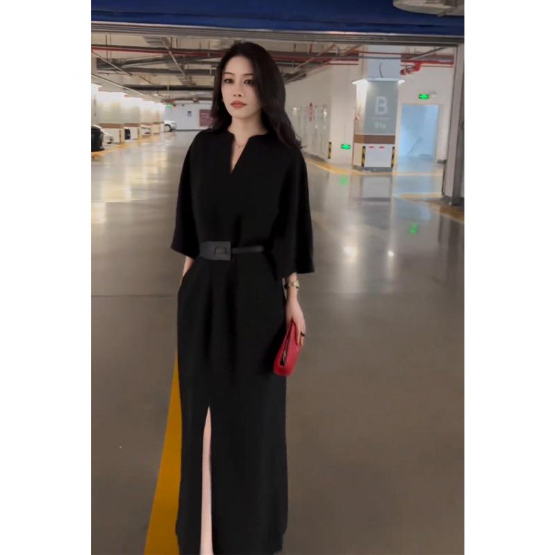 Hepburn Style Elegant Black Plus Size Dress for Curvy Women: Versatile, Fashionable Long Skirt