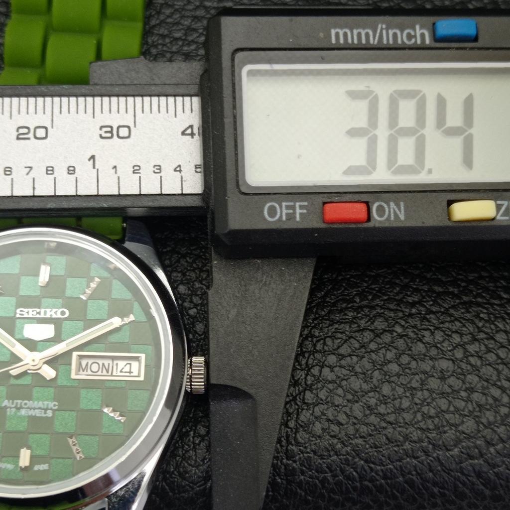 AUTOMATIC SEIKO 5 JAPAN MENS 6309A REFURBISHED GREEN COLOR DIAL WATCH a440320-4 Sk-a440320