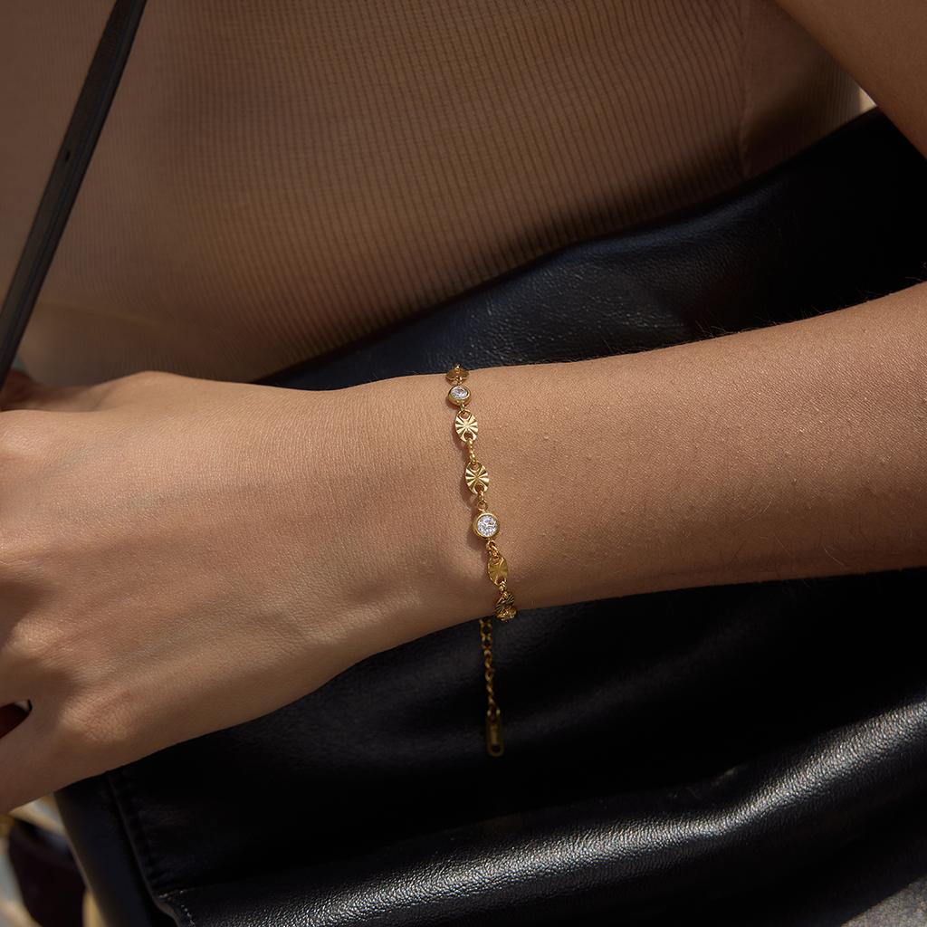 Youthway Delicate Round Zircon Bracelet For Women Minimalist 18K Gold PVD Plated Stainless Steel Bracelet Fashion Jewelry Gift