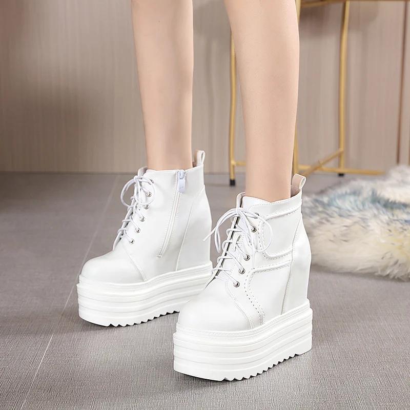 Fashion 14CM Platform Boots Goth for Women Lace Up Wedge Heel Chain Ankle Booties Studded Short Motorcycle Boots with Zipper White