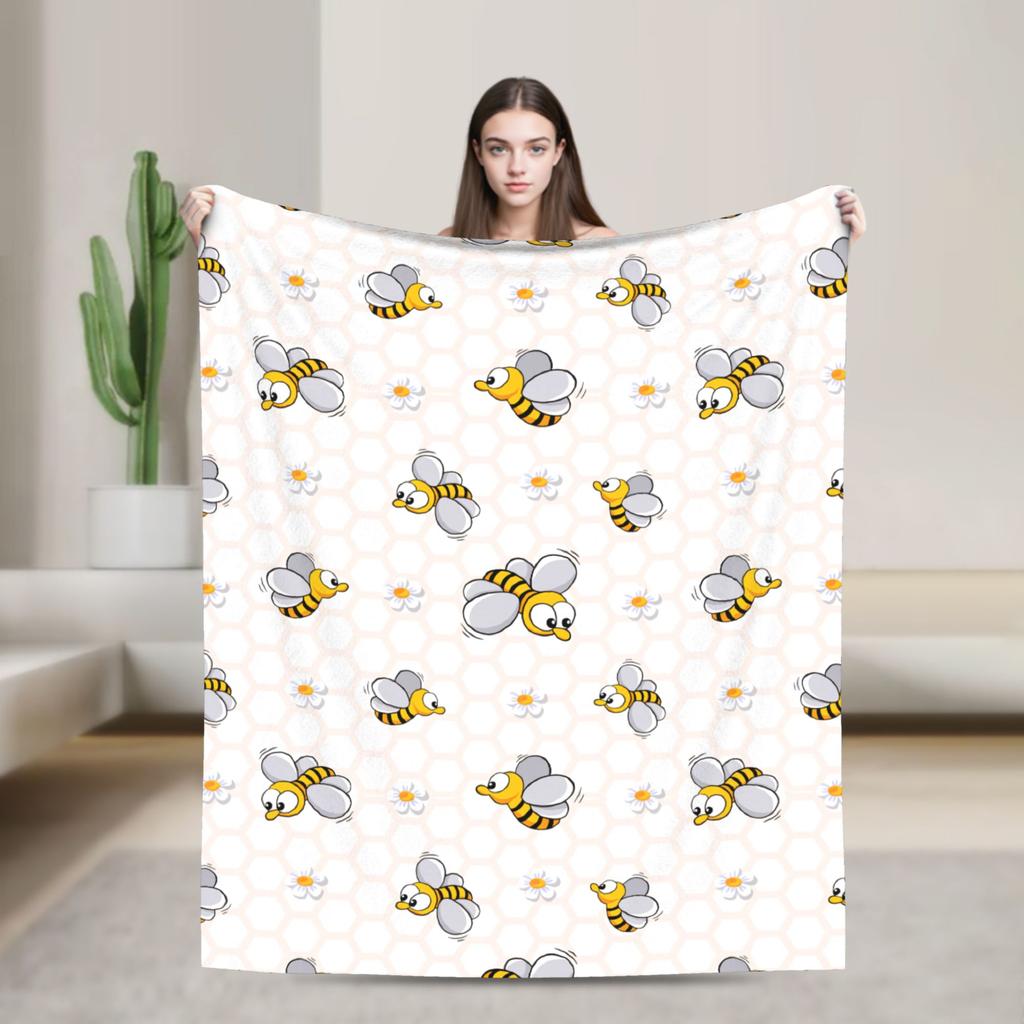 Bee in honeycomb and flowers Flannel Blankets  Soft Throw Blanket for Bedroom Camping Street Trend Bedspread Sofa Bed Cover