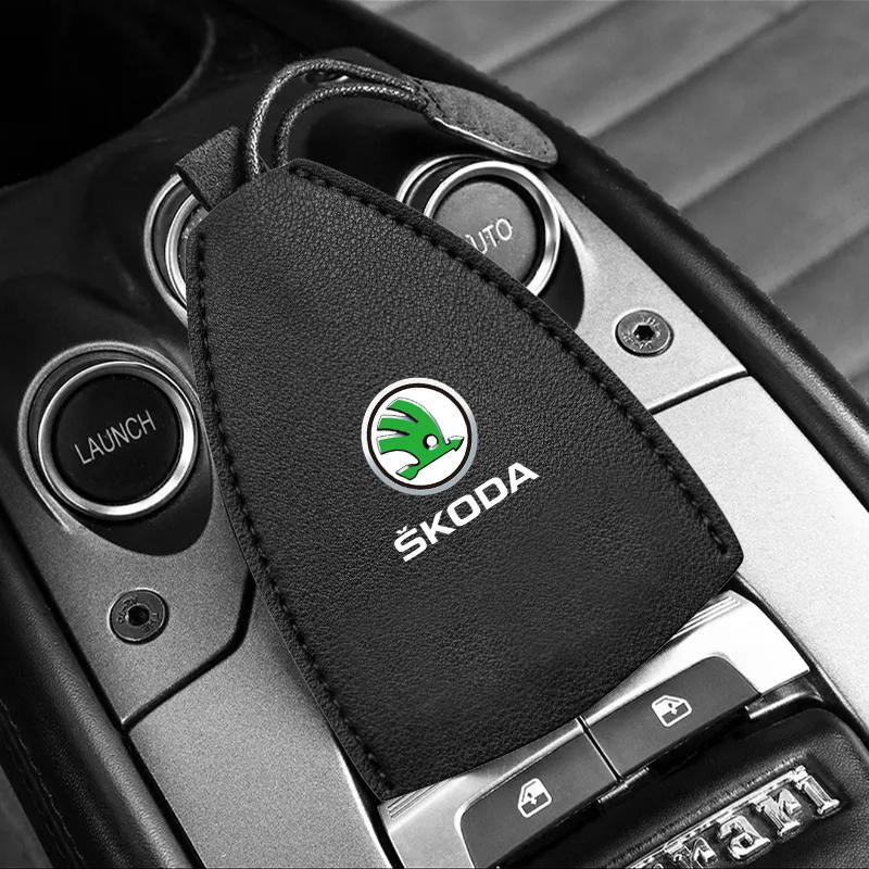 1Pcs Car Key Protection Shell Bag Car Key Case Cover Car Keychain For Skoda Octavia MK2 MK3 2 3 A7 Fabia Karoq Kodiaq Superb Rapid Kamiq