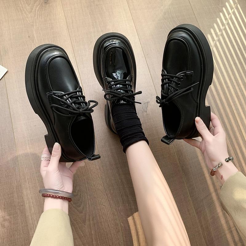 Fashion Casual Woman Shoe Round Toe Autumn Female Footwear Loafers With Fur Clogs Platform Oxfords Black Flats British Style Fall Dress