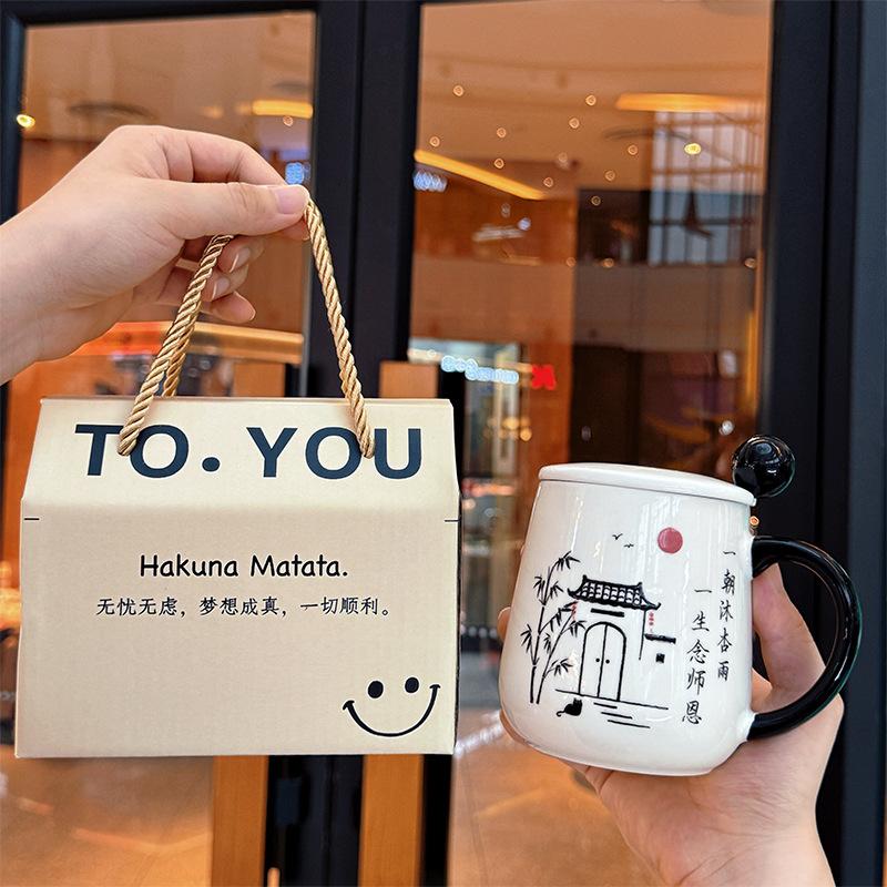 Lärarnas dag Elever ger meningsfulla gåvor till manliga och kvinnliga lärare Ny praktisk vattenkopp Keramisk kopp Mugg Gåva