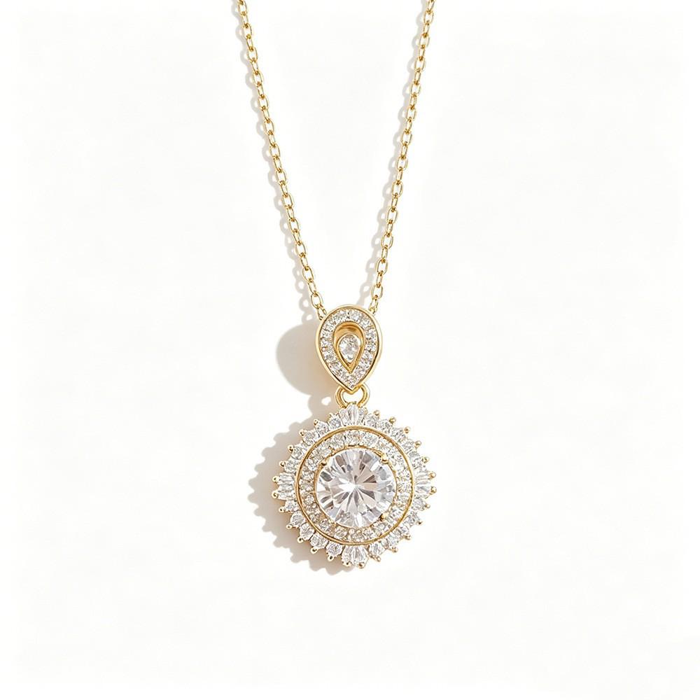 Luxury European-American Sunflower Pendant Necklace – Elegant Diamond Clavicle Chain for Women