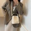 Popular Small Bag Women's Autumn New Retro Simple Bucket Bag Fashion Casual Shoulder Messenger Bag
