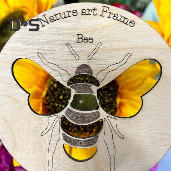 Nature Art Frame Wood Hollow Ladybug Bee Butterfly Frame Photography Prop Educational Art Tool Gift for Kids Nature Lovers