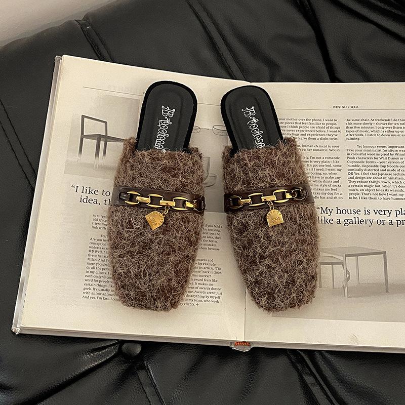 

Casual fashion Korean version of Mao Mao slippers autumn 2025 new fashion outer wear flat-bottomed slippers temperament sandals 39 хаки