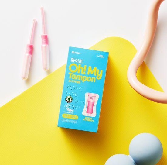 Choose one of six White Oh My Organic Tampons (Regular/Super)