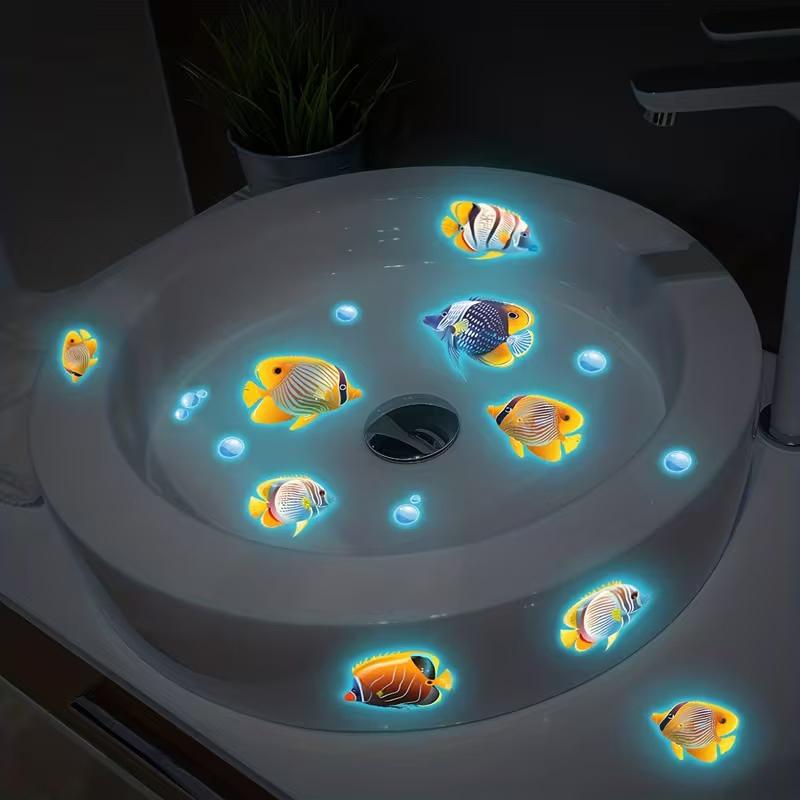 Glow-In-The-Dark Ocean Fish Toilet Sticker Bathroom Decoration Self-Adhesive And Removable Home Living Room Wall Decoration