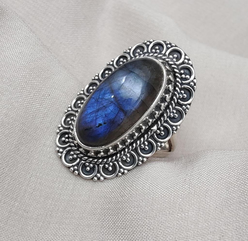 Handmade 925 Sterling Silver Labradorite Ring: Vintage Boho Statement Jewelry