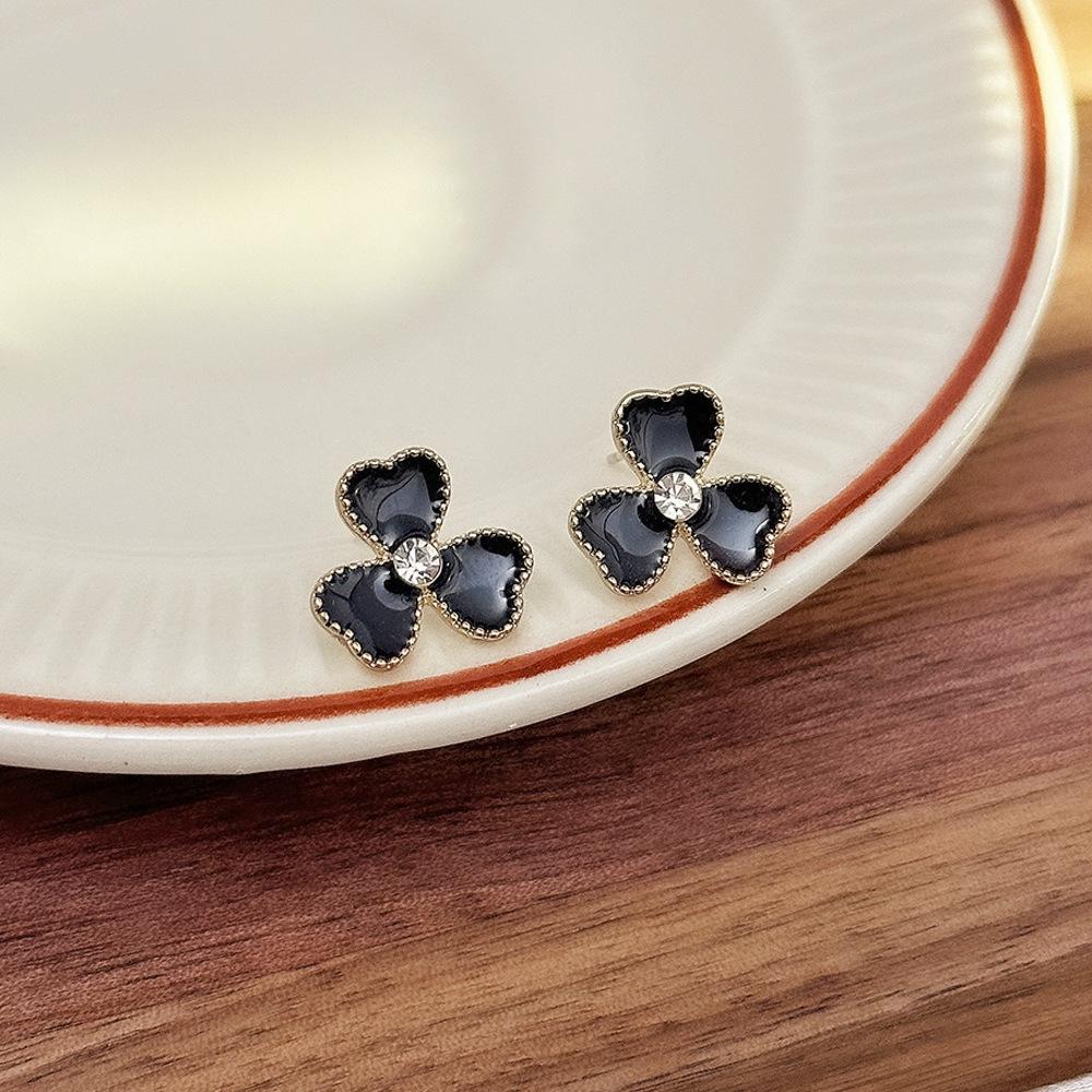 Elegant Gold-Plated Black Zircon Stud Earrings - Niche Design for a Luxurious Fashion Statement