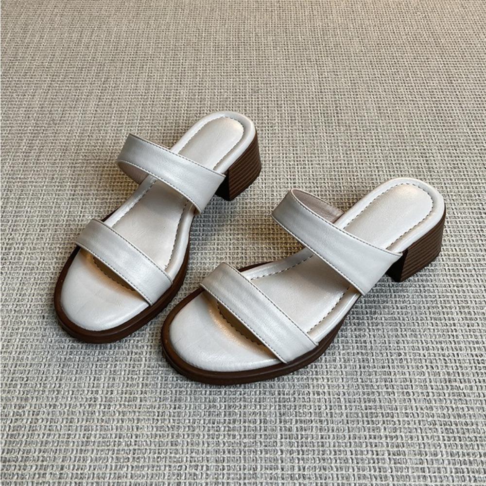 Retro One-word Slippers for Women's 2025 Summer New Mid-heel Outer Sandals Open-toed Thick-heeled Slippers Beach Shoes Women
