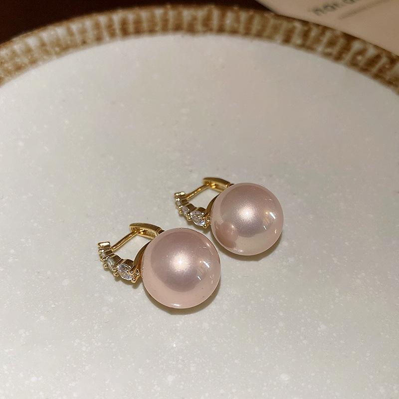 French Pearl Flower Earrings Personalized Fashion Stud Earrings Temperament Earrings Women