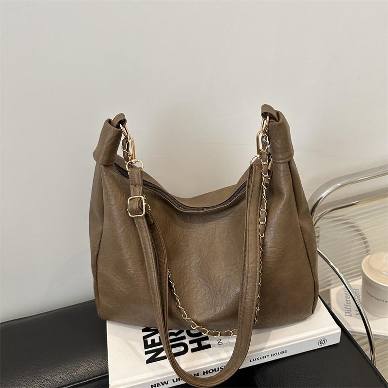 Pu Leather Tote Bag For Women With Large Capacity And Zipper Closure For Daily Commute