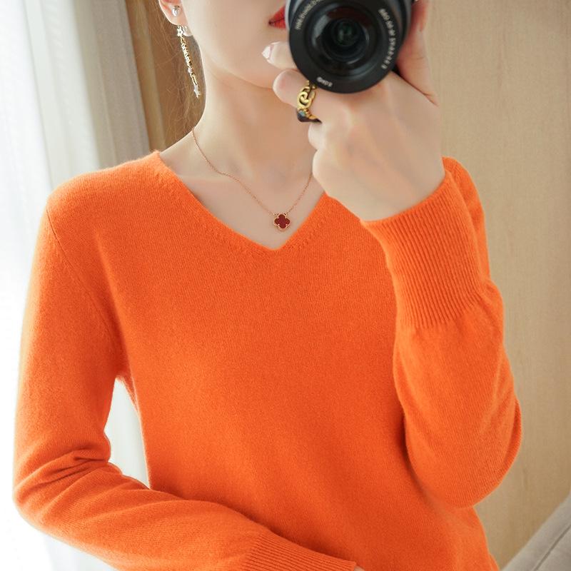 Women's V-Neck Pullover Sweater 2023 - Autumn/Winter Slimming Plus Size Basic Knit Top
