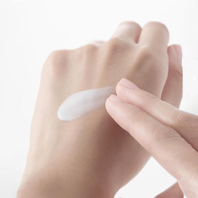 [HERA] Boosting Base UV Protector SPF 15 35ml