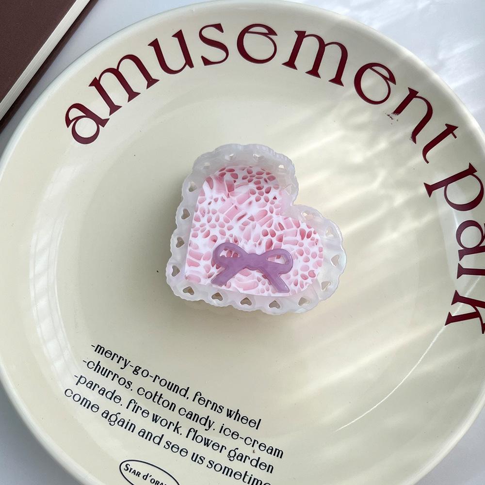 

1 шт. корейская версия заколки-банта из желе в форме сердца, заколка для волос с полым кружевом в форме сердца, милый и сладкий аксессуар для волос