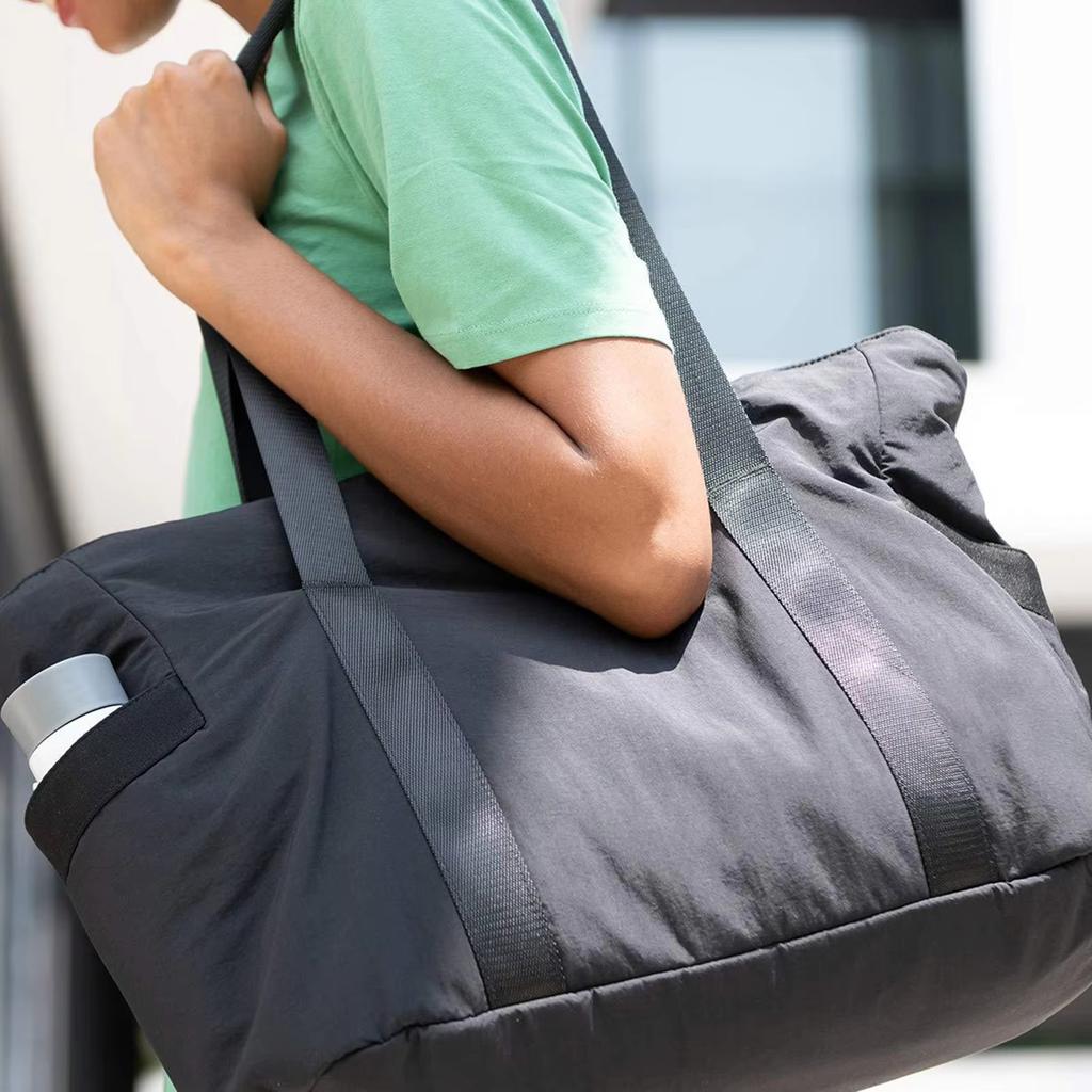 Yoga Bag With Yoga Mat Buckle Tote Bag Fit 15.6in Laptop Bag Women Tote Bag Diaper Gym Tote Large Bag For Sports Work Travel