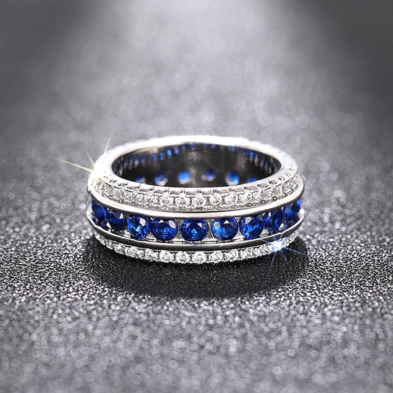 Ladies' Exquisite Ring, Inlaid with Synthetic Zircon, Can Be Layered and Eye-catching Jewelry, Daily Wear, Birthday Gift