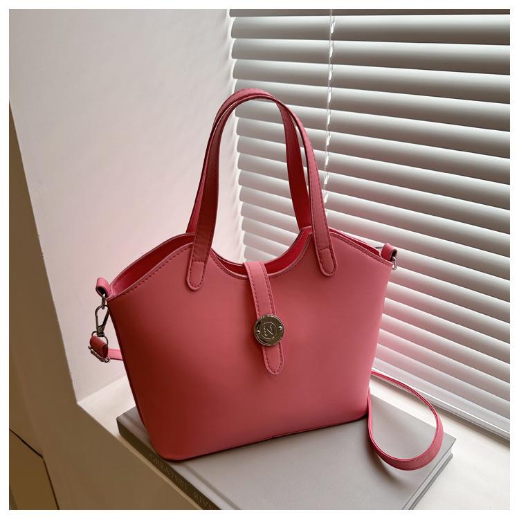 Han Retro Small Bag Women 2025 New Autumn and Winter Versatile Vegetable Basket Shoulder Bag Portable Bucket Bag Factory Direct Sales