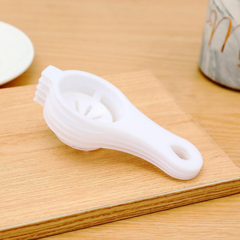 Egg White Separator - Kitchen Gadget for Beauty Masks and Egg Yolk Separation