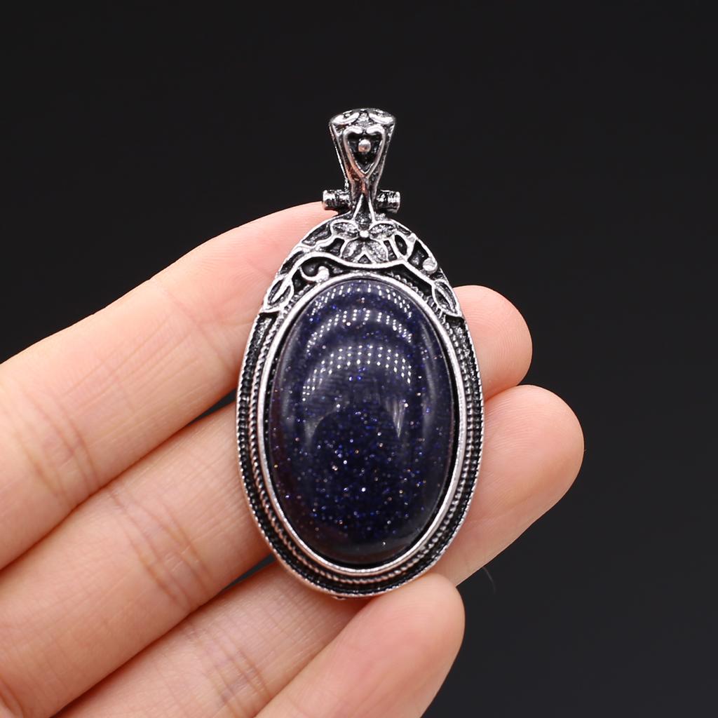 Colgante de piedra natural Collar de estilo vintage Joyería de moda Forma ovalada Gargantilla de aleación Cuarzo rosa Ópalo Jade malasio Ideas de regalos Regalos para amantes