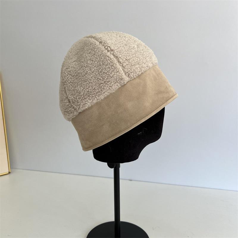 

Warm, light and warm lamb wool hat, beige yuppie cold-proof melon fur hat, winter male and female landlord hat M（56-58cm） темно-коричневого кольору