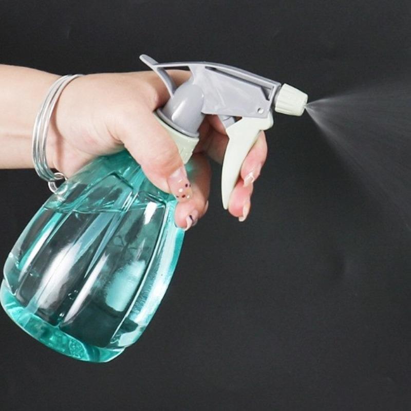 Hand-operated Watering Can for Watering Flowers Disinfectant Spray Bottle