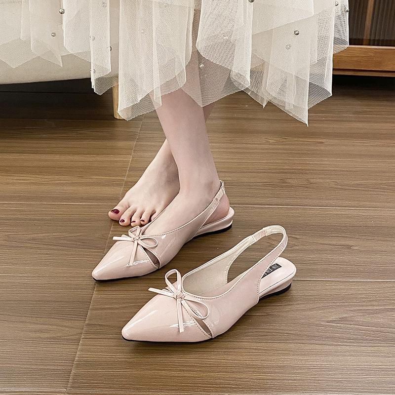 French thick heel nude bow bag head sandals fairy shoes 2025 new spring and summer with skirt pointed single shoes