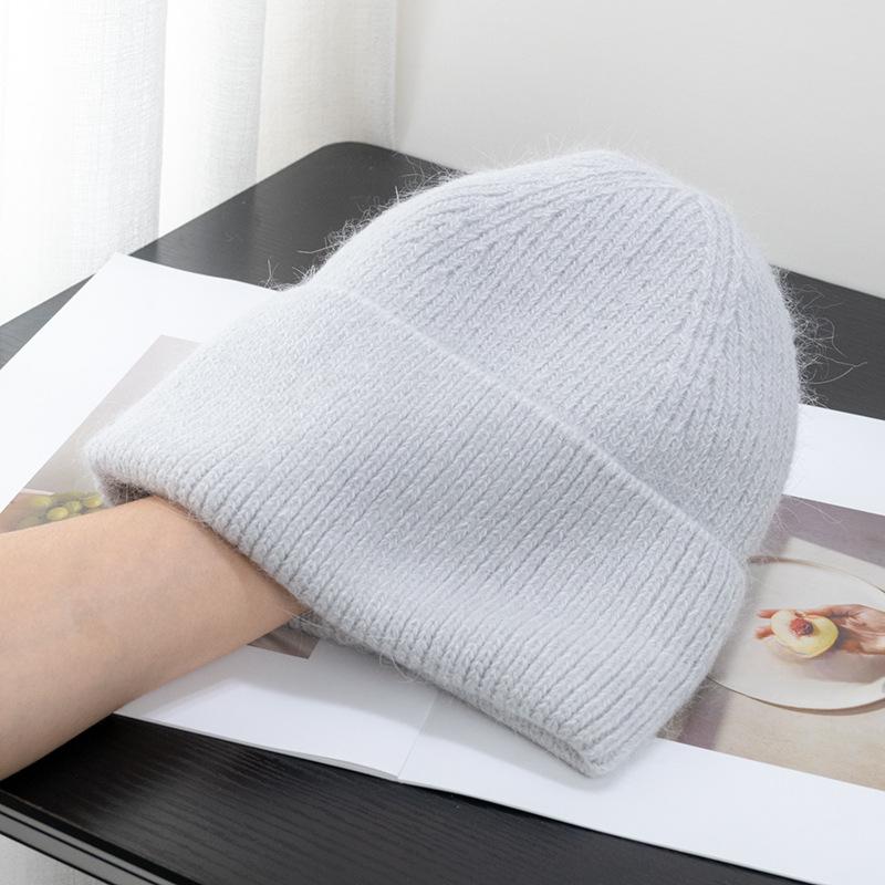 

Корейская шапка с капюшоном из меха кролика карамельного цвета для женщин, теплая вязаная шапка, симпатичная корейская японская холодная шапка, вирусный тренд в Instagram one size светло-серый