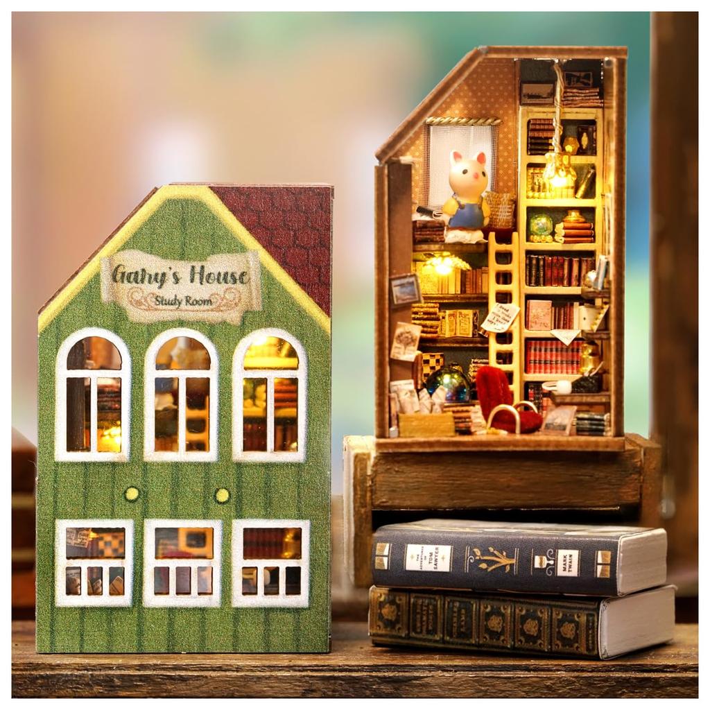CUTEROOM Wooden Dollhouse DIY Kit for Kids with Miniature Birthday Gift for Interior Decor House Furniture, Girls, (Amy's Style)