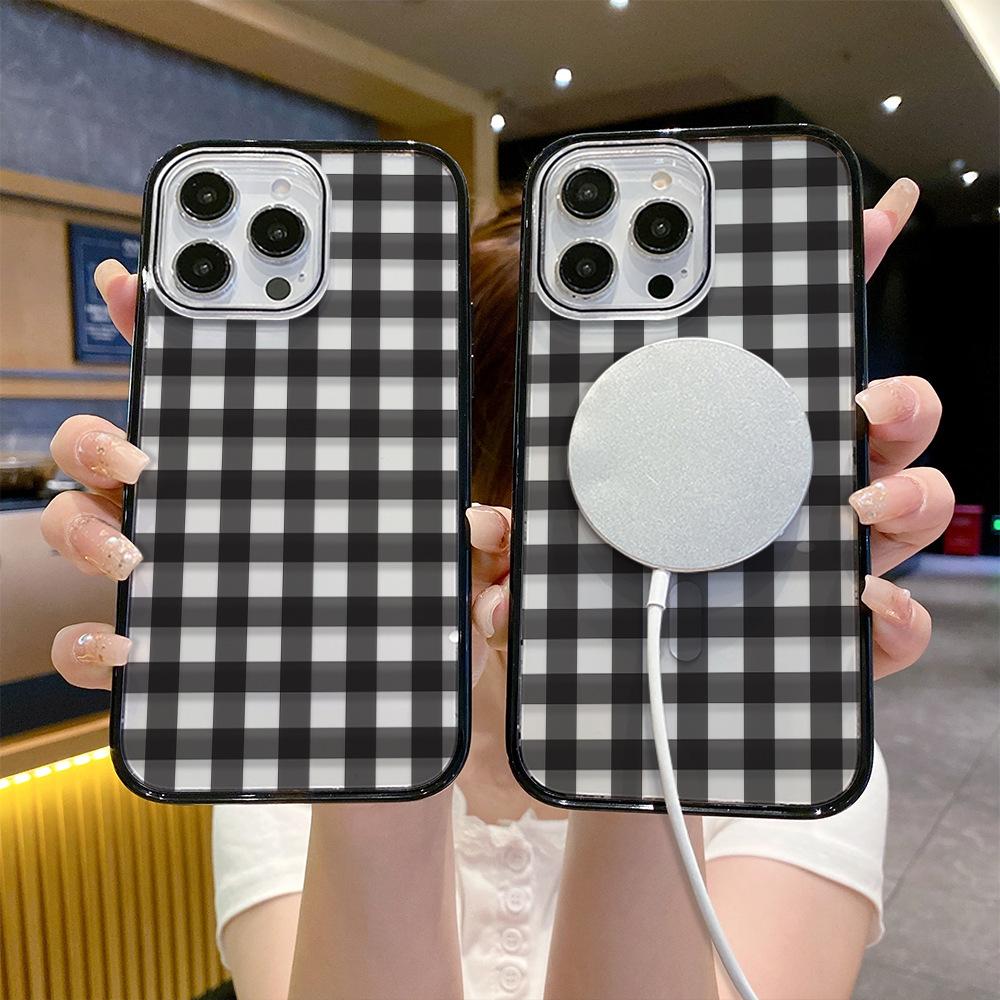 TK popular iPhone15 black and white plaid mobile phone case Apple 17 anti-drop magnetic transparent mobile phone case 14promax