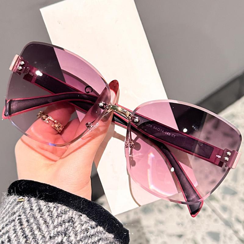 New Large Cat Eye Fashion Sunglasses for Women UV Protection Trendy Without Frame Cutting Edge DS-8208