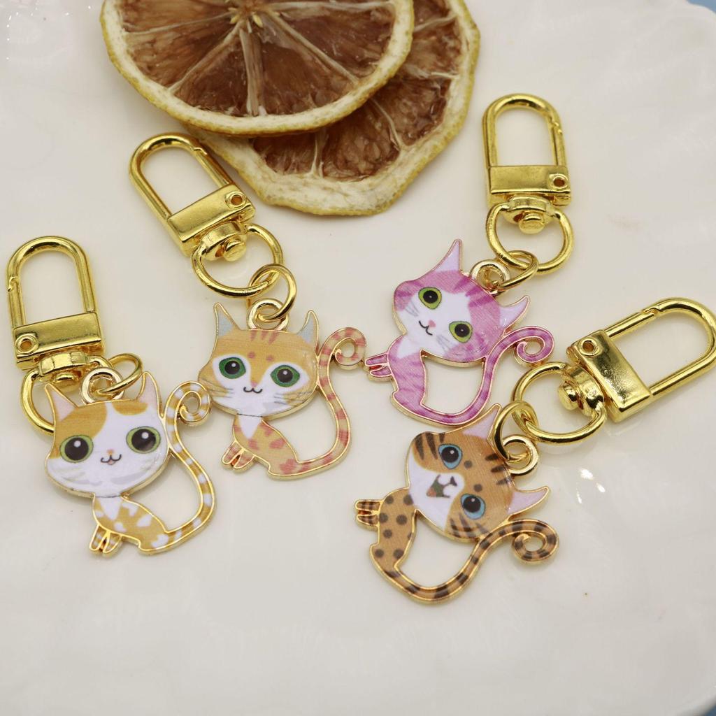 Adorable Alloy Little Cat Keychain Charm for AirPods and Mini Bags