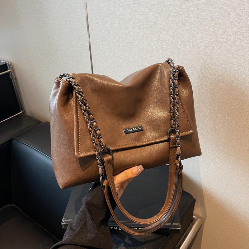 Bag Spring Popular New Fashion Niche Women's Bag Texture Chain Shoulder Bag Crossbody Tote Bag