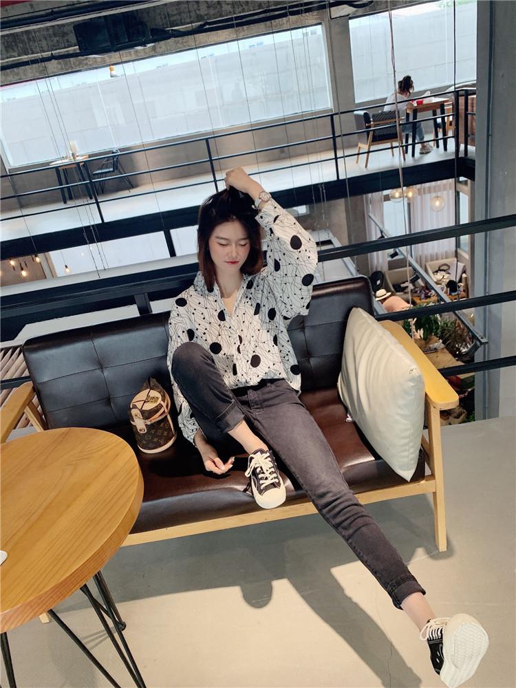 Retro Hong Kong Style Women's Print Blouse - 2025 Spring/Autumn Collection, Loose Fit, Lazy Style Shirt