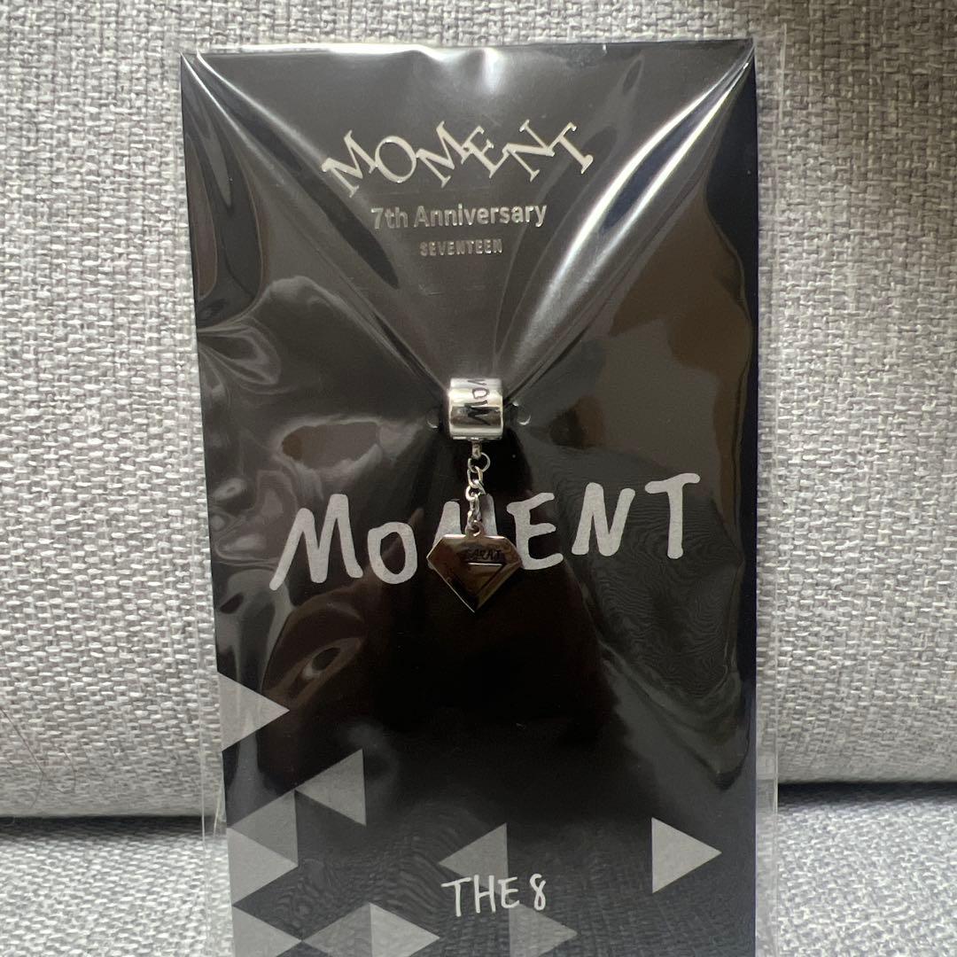 

[USED] CHARM_THE 8 (SV_F) 7th Anniversary Keychain