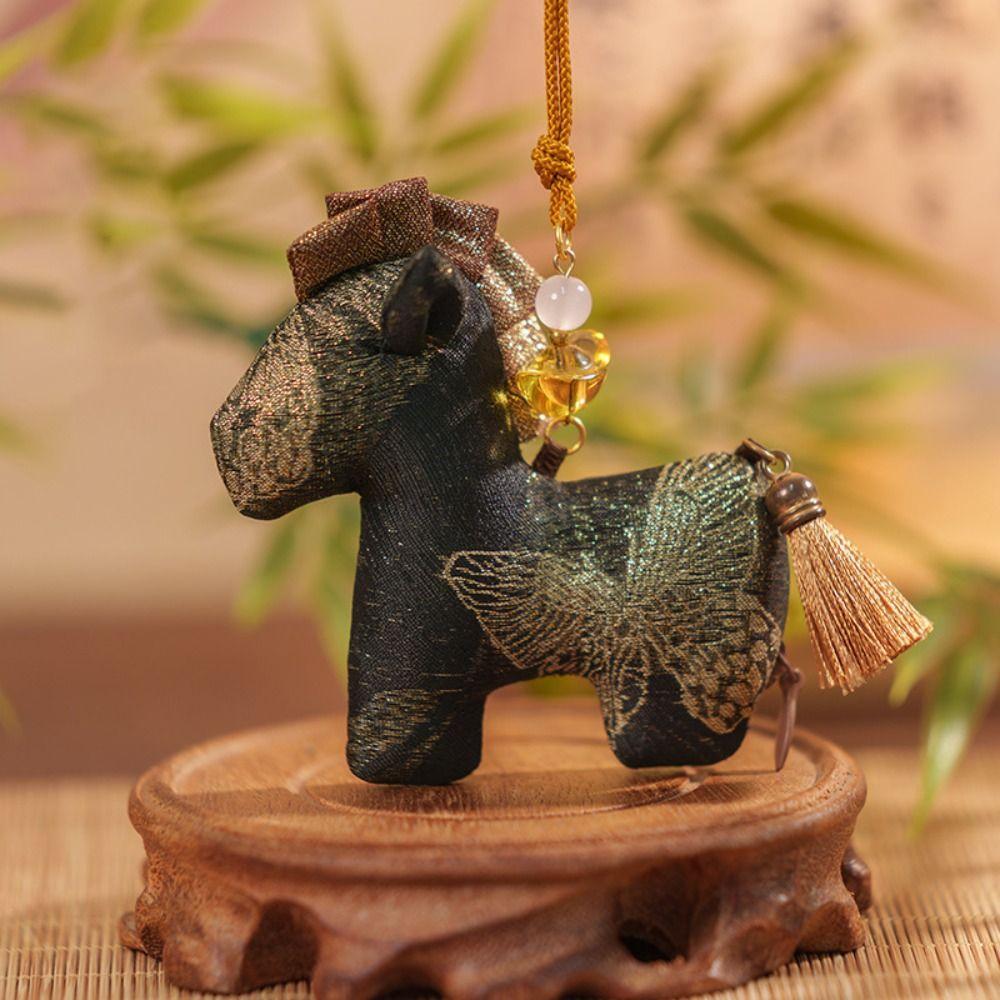 High-end Brocade Zodiac Horse Sachet Refillable Chinese Style Mascot Pony Pendant Zipper Design Embroidery Pony Car Pendant Gift