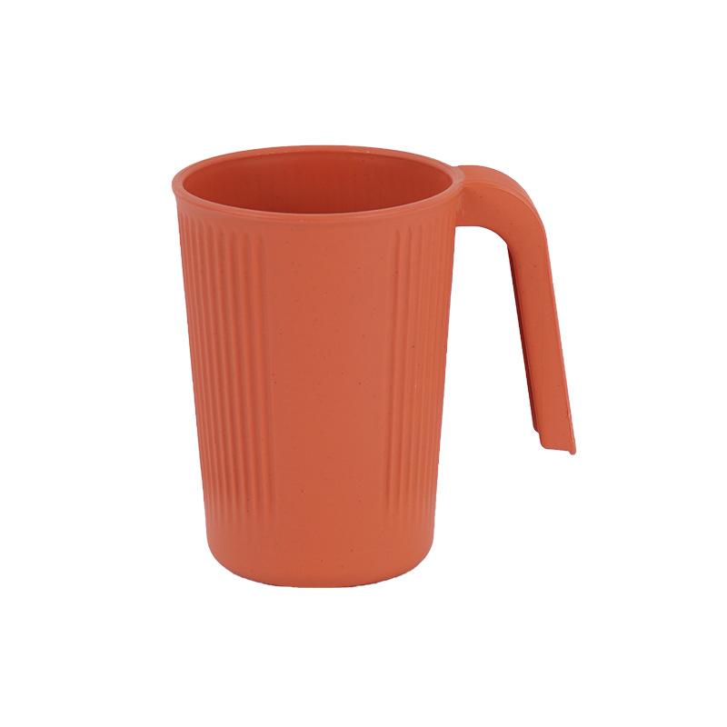 Reisefreundlicher Kinder-Reisebecher für Geschäftsreisen und Reisen