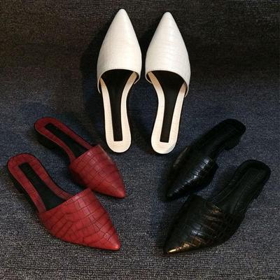 Women's 2026 Closed-Toe Pointed Flats, Retro Chunky Heel Mules, Solid Color