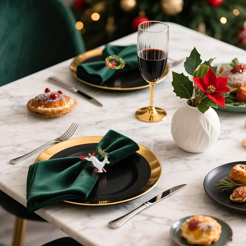 1PC Christmas Aesthetic Napkin Ring Cartoon Alloy Ritual Sense Metal Multi-element Napkin Clasp Creativity Table Setting