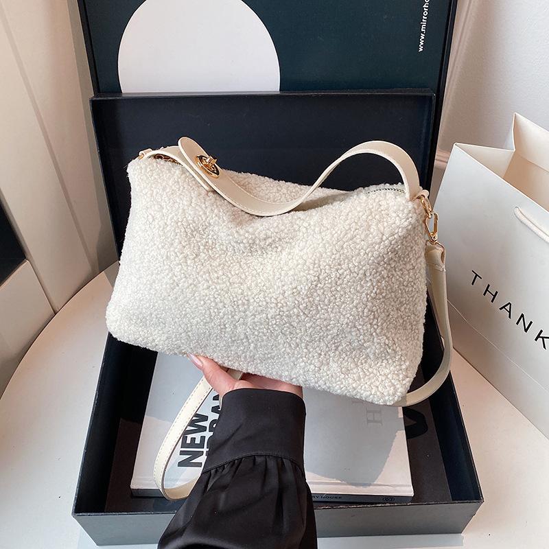 Retro Simple Plush Shoulder Bag Women's Autumn and Winter Commuting Large-capacity Fashion Hand Bag