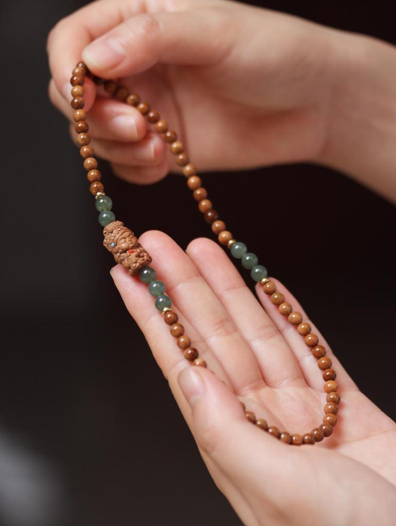 Natural Kukudo Beaded Bracelet: Retro Buddhist Unisex Stackable with High Oil Density Beads.