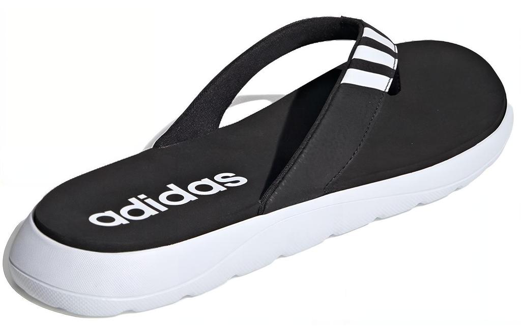 adidas Pohodlná sandále 'Černá Bílá' EG2069
